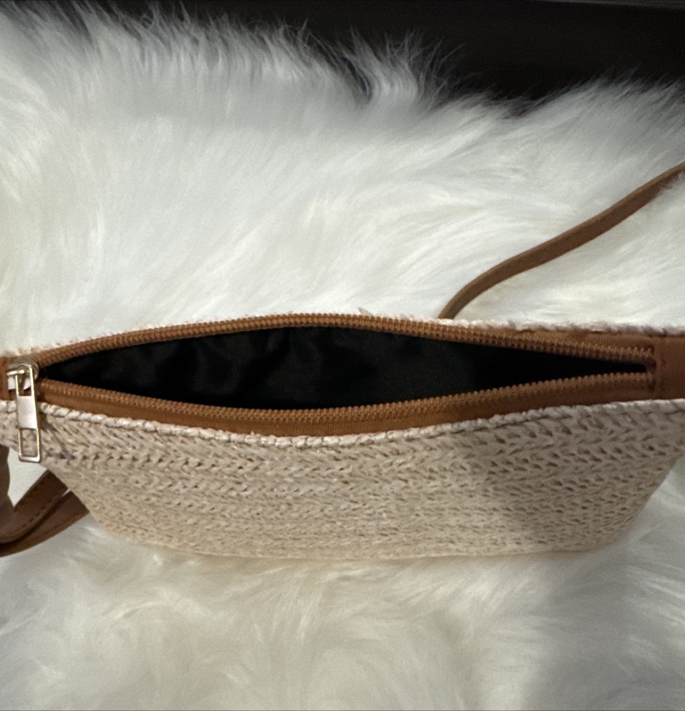 Woven Crossbody Bag - photo 3