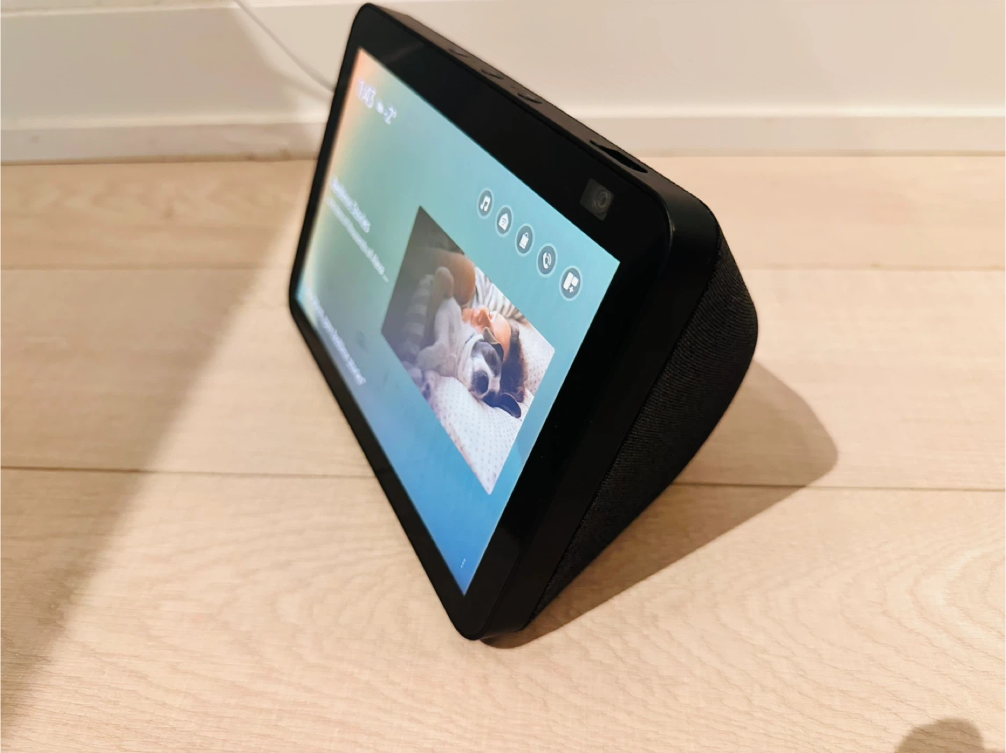 Amazon Echo Show 8 (2nd Generation) - Black - photo 3