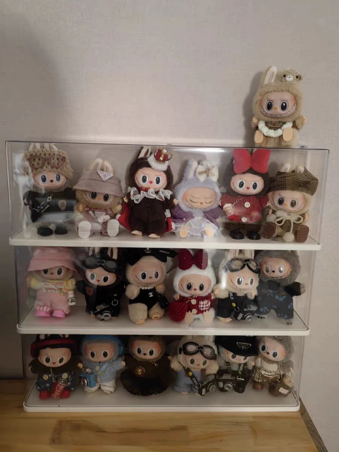Labubu Series I/II/IIII Display Case - photo 5