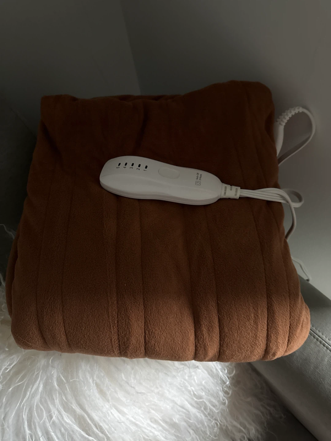 Heated Throw Blanket - Brown