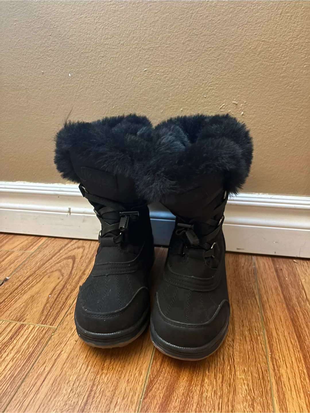 Kuiper women’s winter boots Size 6