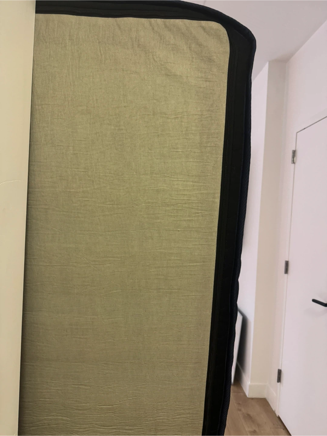 12” Inch DreamCloud Mattress - photo 4