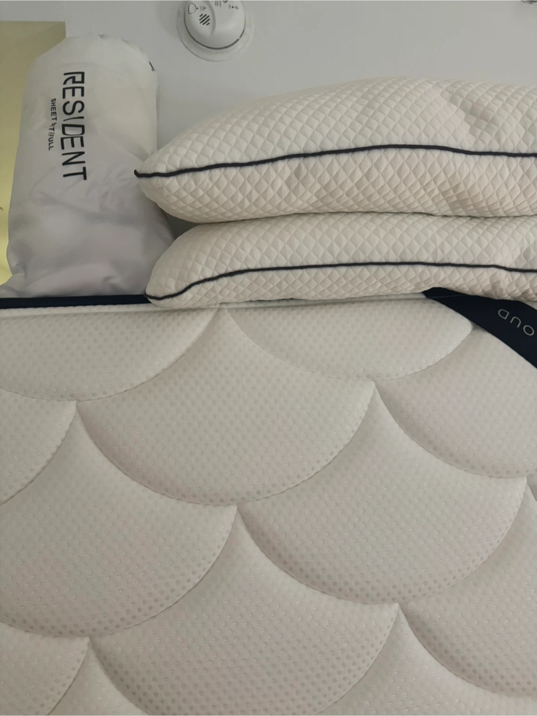 12” Inch DreamCloud Mattress - photo 5