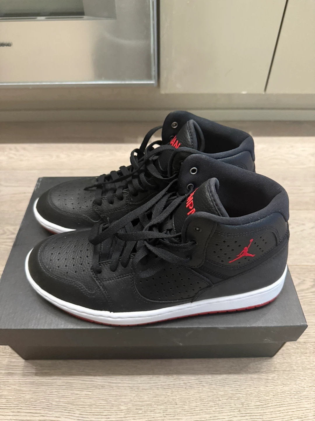 New Jordan Access "Bred" sneakers - photo 4