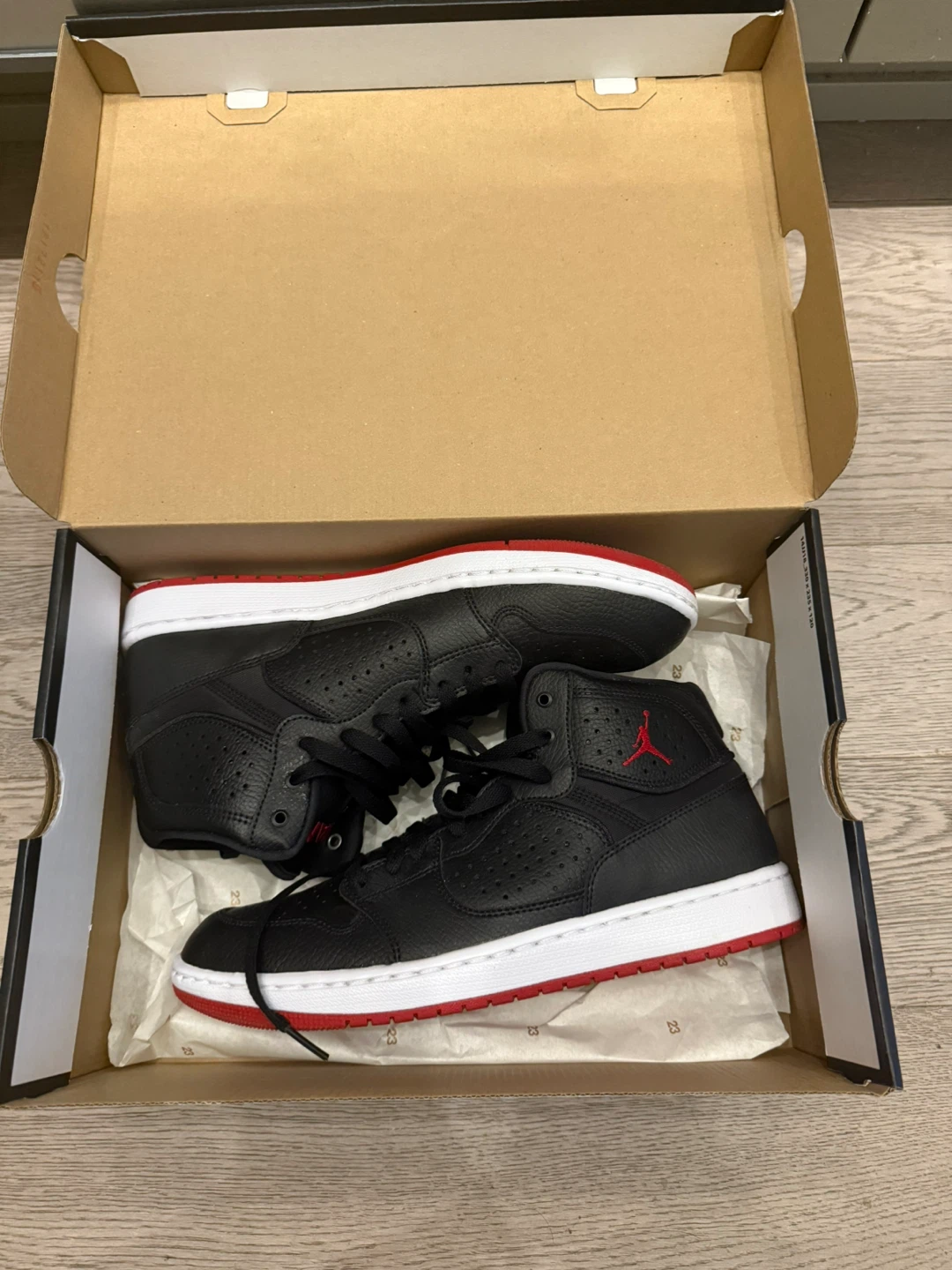 New Jordan Access "Bred" sneakers