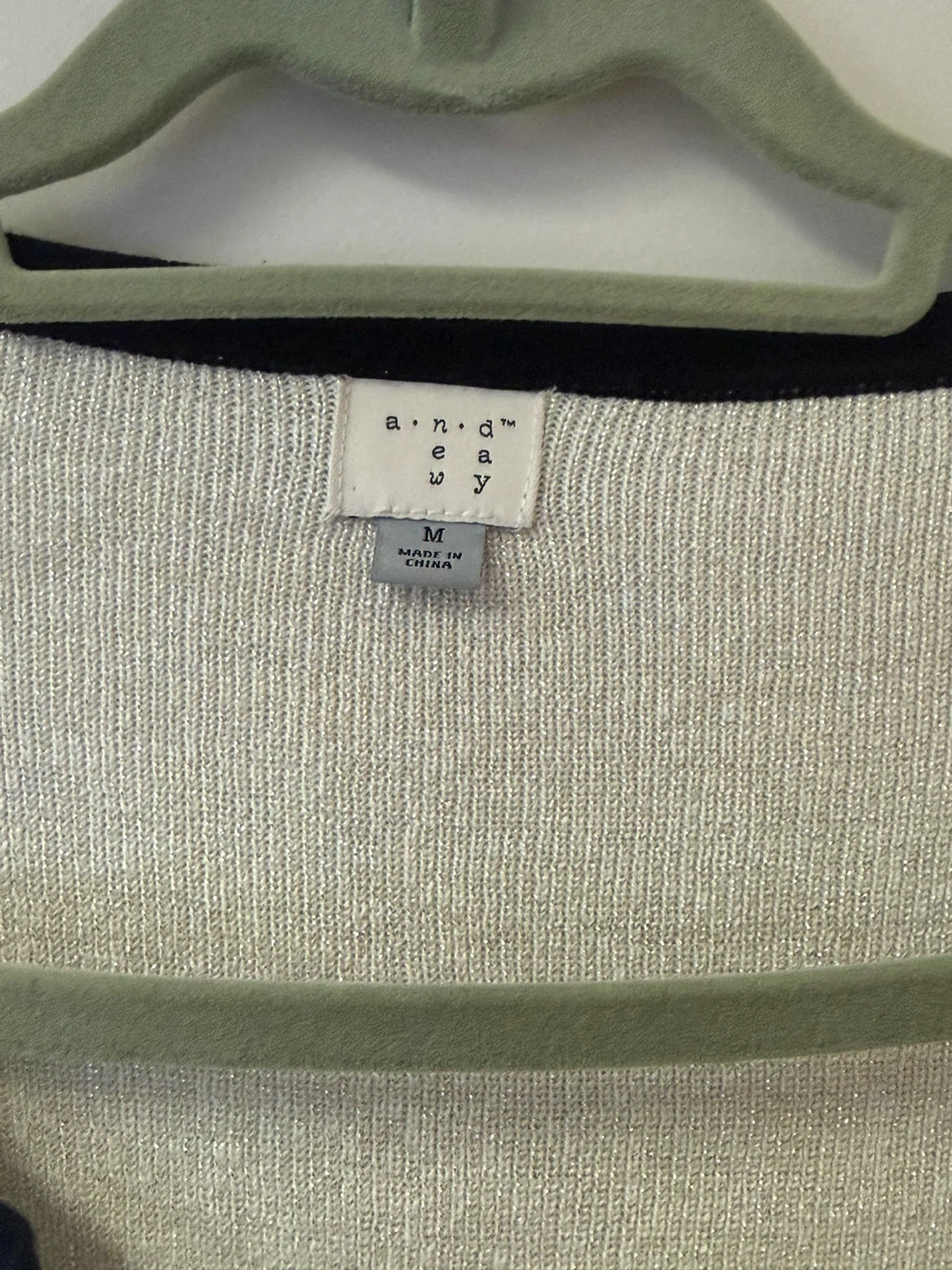 Women’s Shimmer Knit Cardigan – Size M