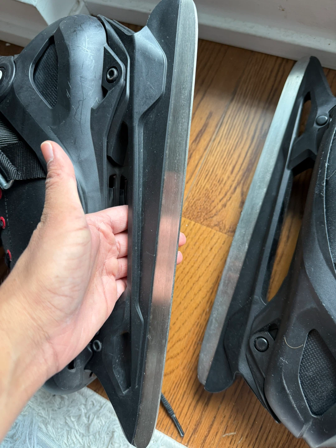 Ice skates - used twice by a newbie - photo 2