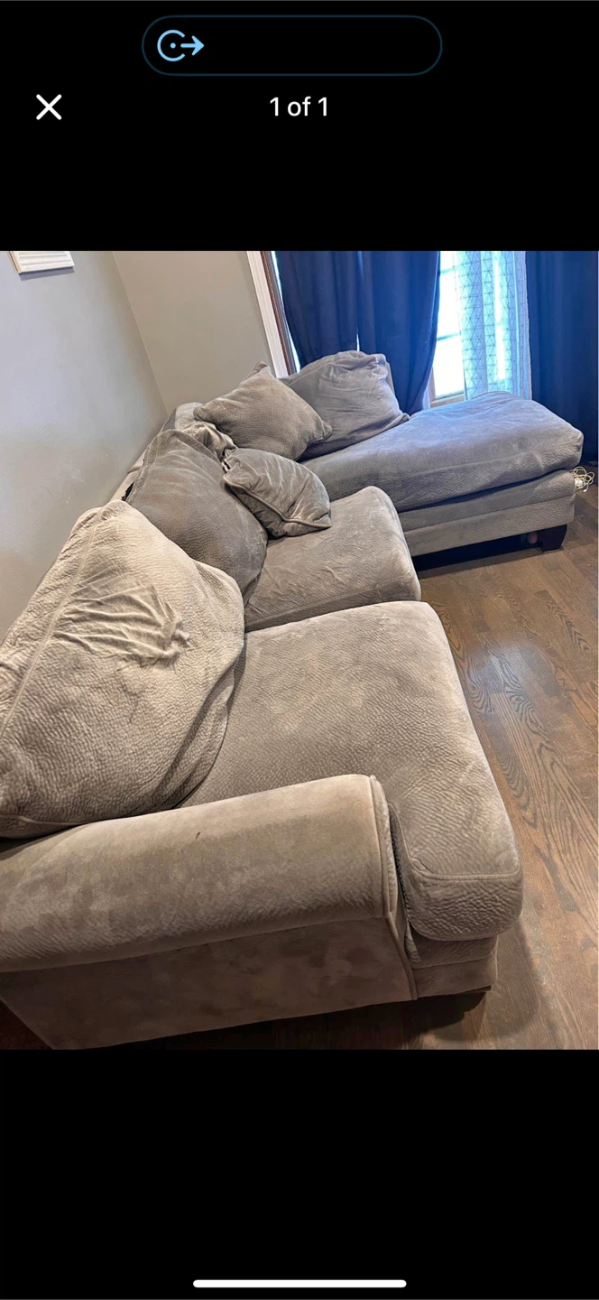 Grey sectional . Easy garage pick up