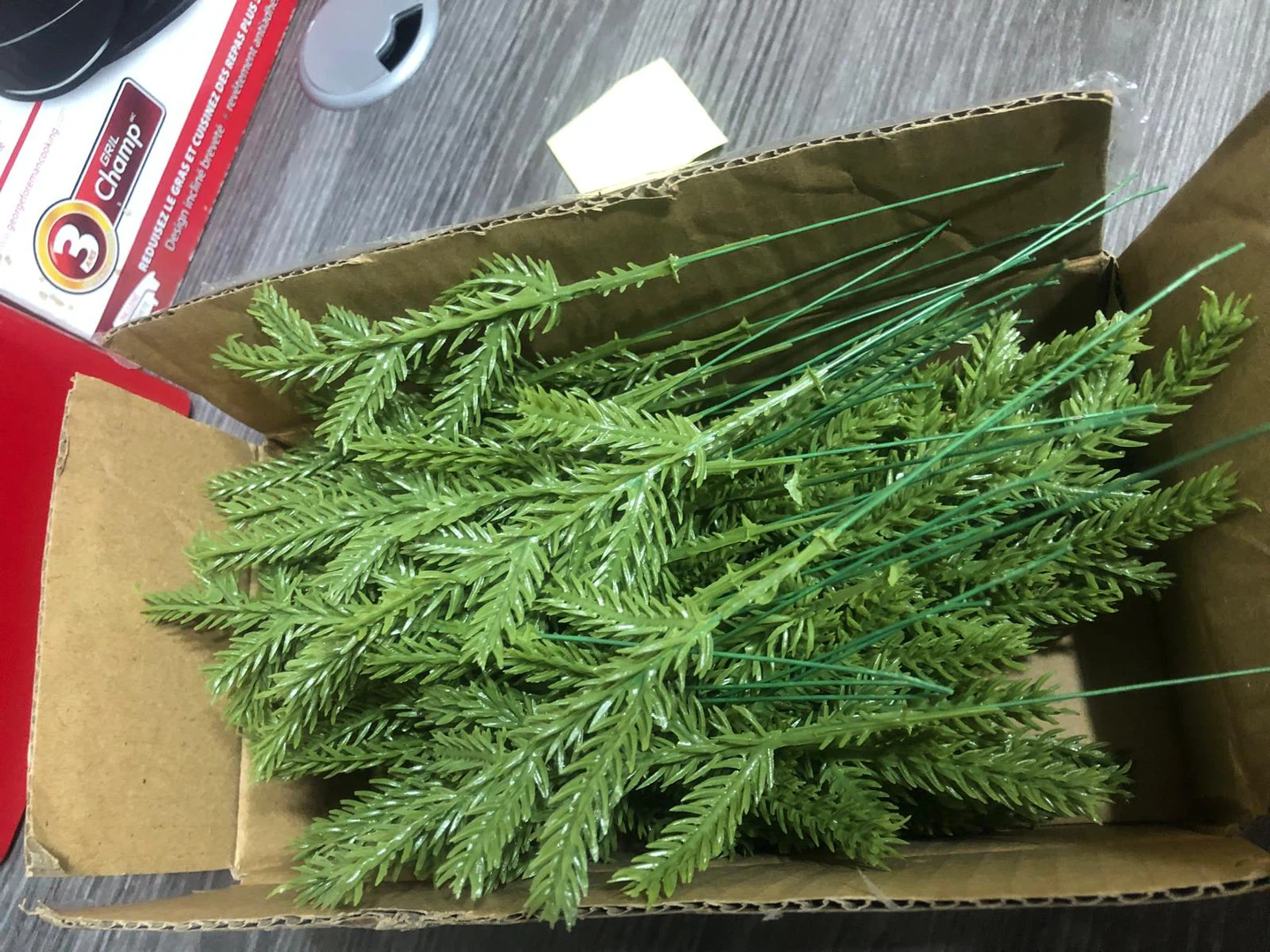 Artificial Pine Needle Stems-50 pcs - photo 2