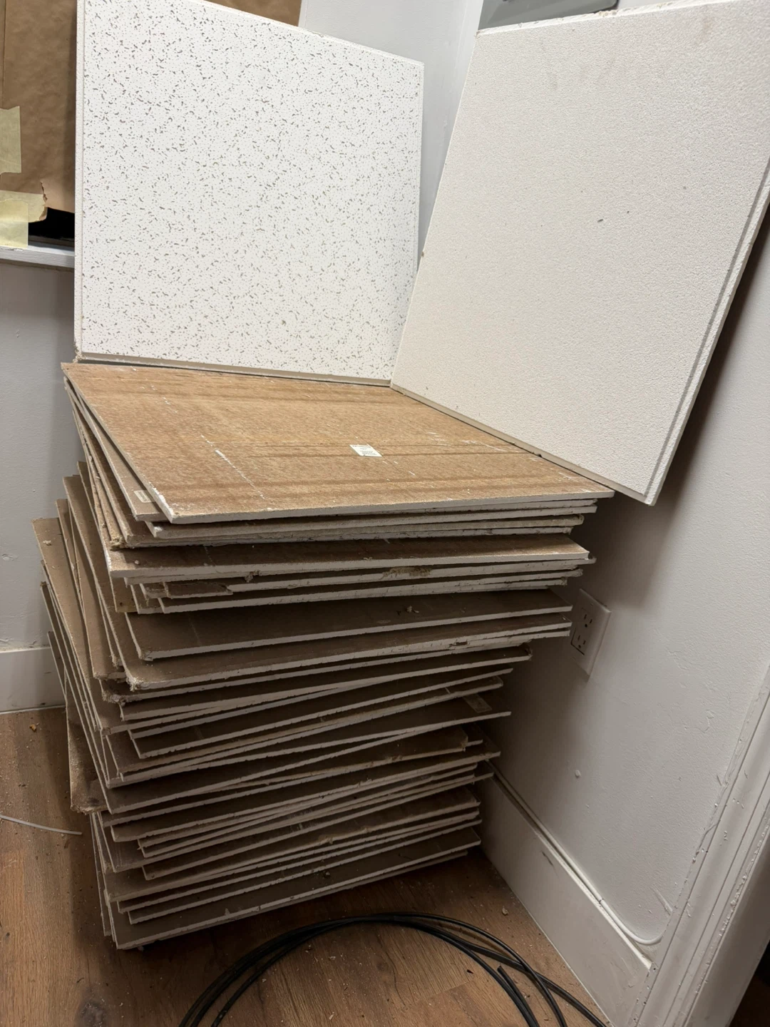 Acoustic drop ceiling 52 pieces - photo 4