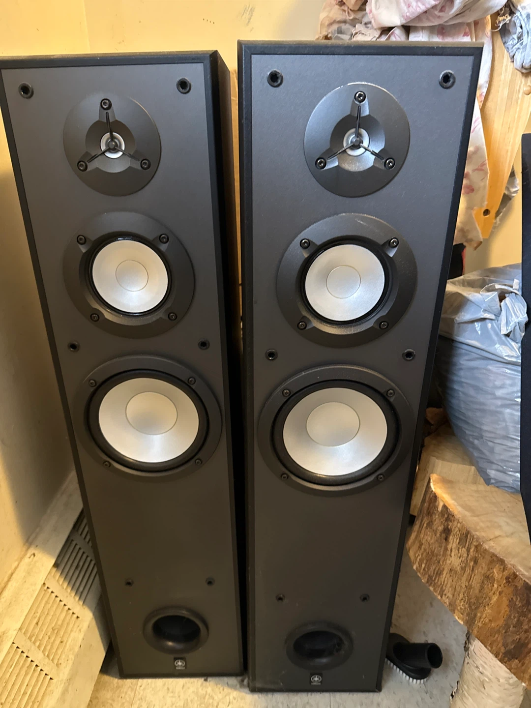 Yamaha NS-7390 Speakers - Pair