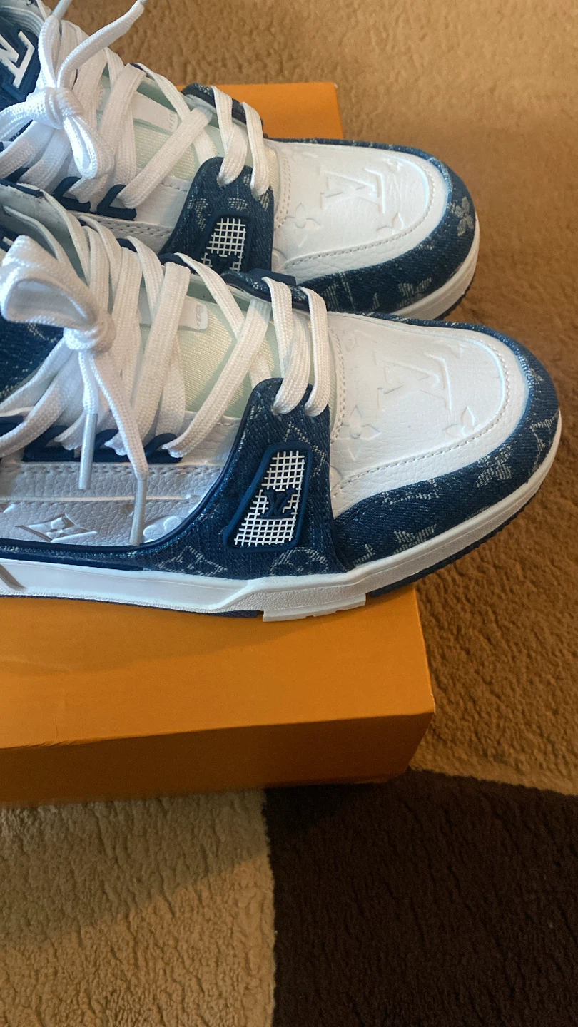 Louis Vuitton (LV) Bundle - photo 3