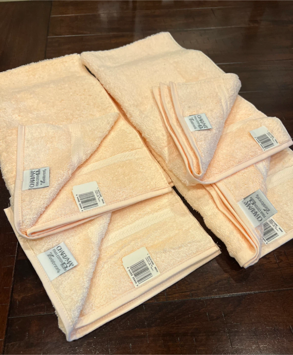 Brand New Towels x4 - photo 2