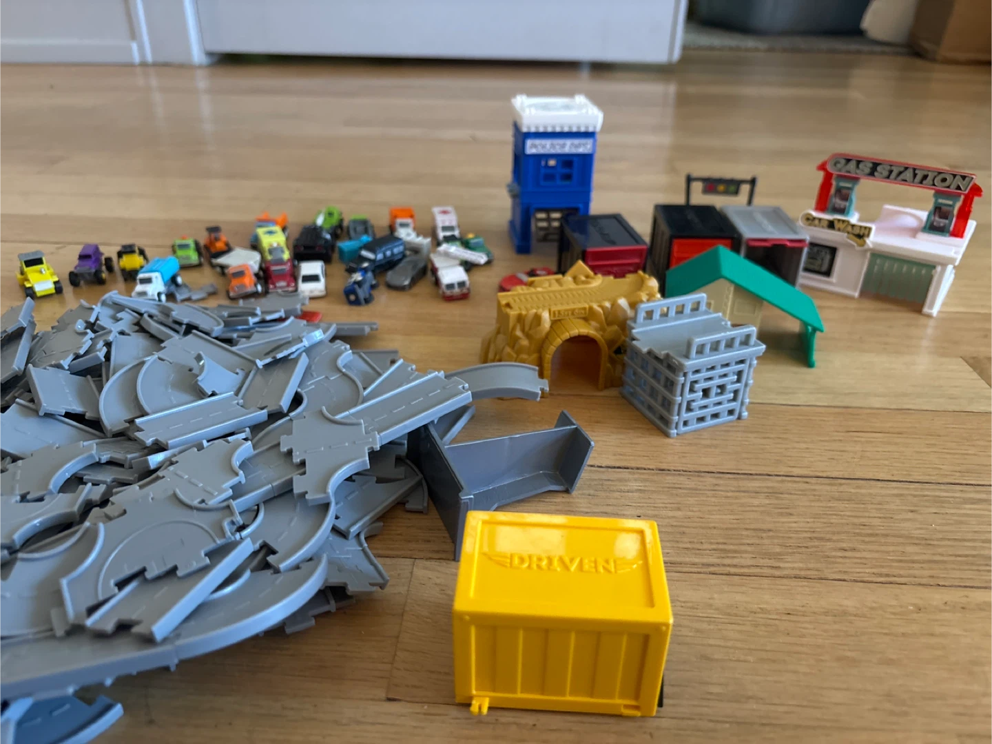 Driven Micro Series Playset - USED