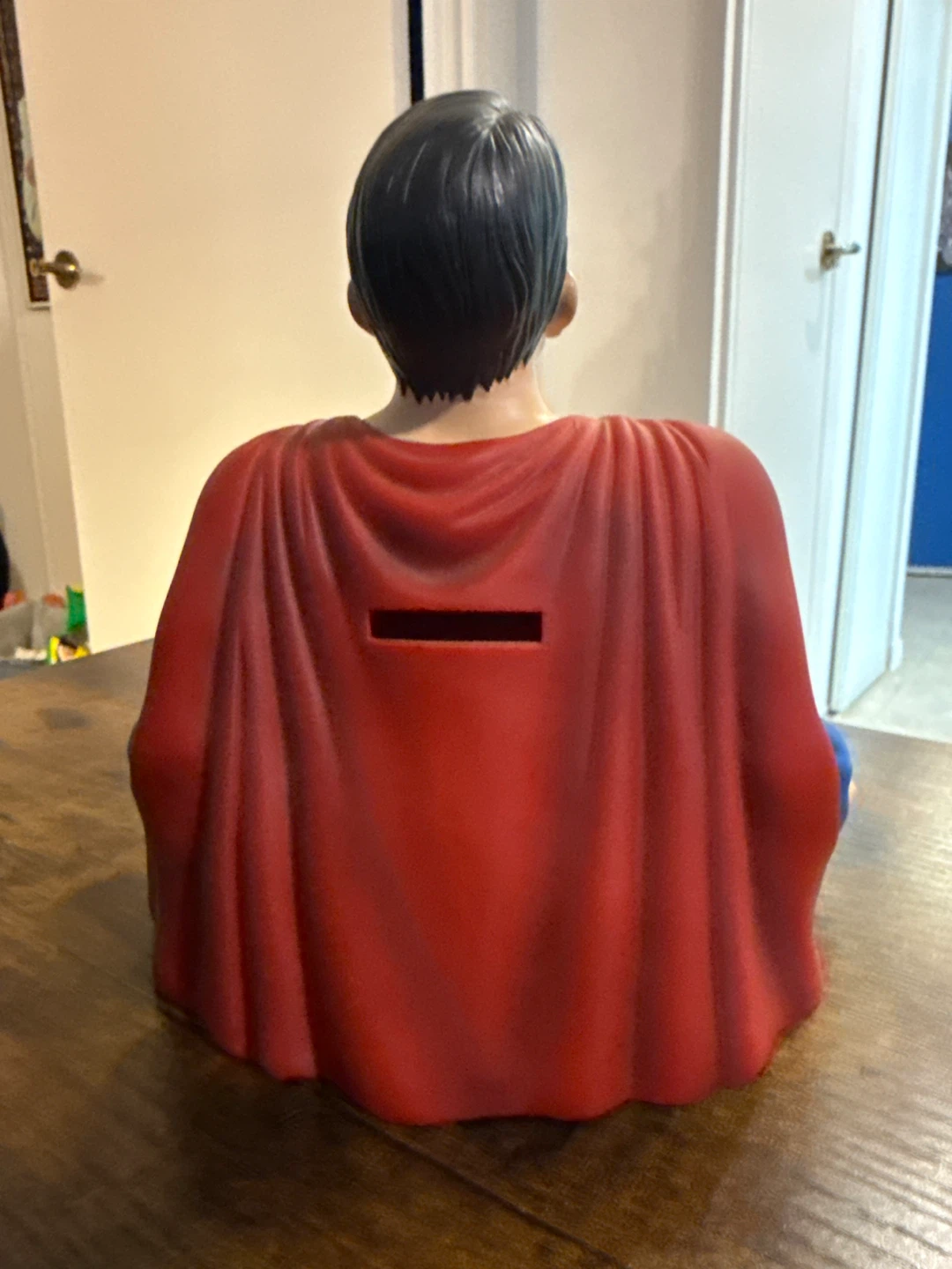Superman Figurine Coin Bank - photo 2