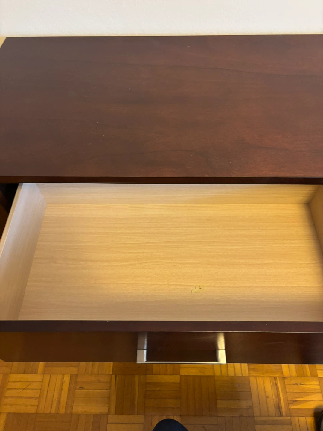Dresser 6 drawer in beautiful espresso colour paid $1000 - photo 4