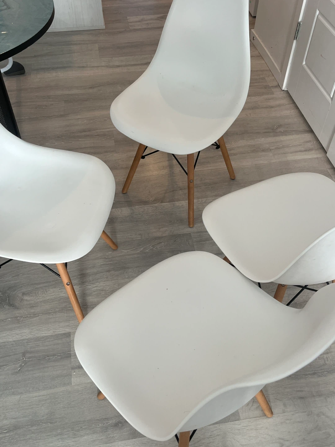 Set of 4 white Eiffel - Modern Style Dining Chairs - photo 3