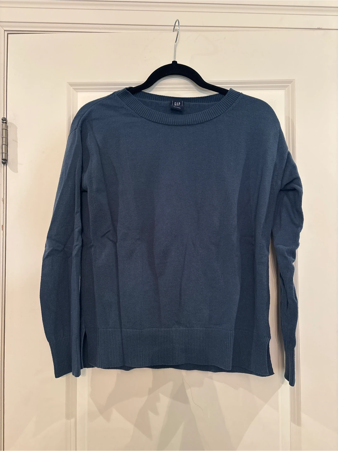 GAP Blue Sweater - Size M