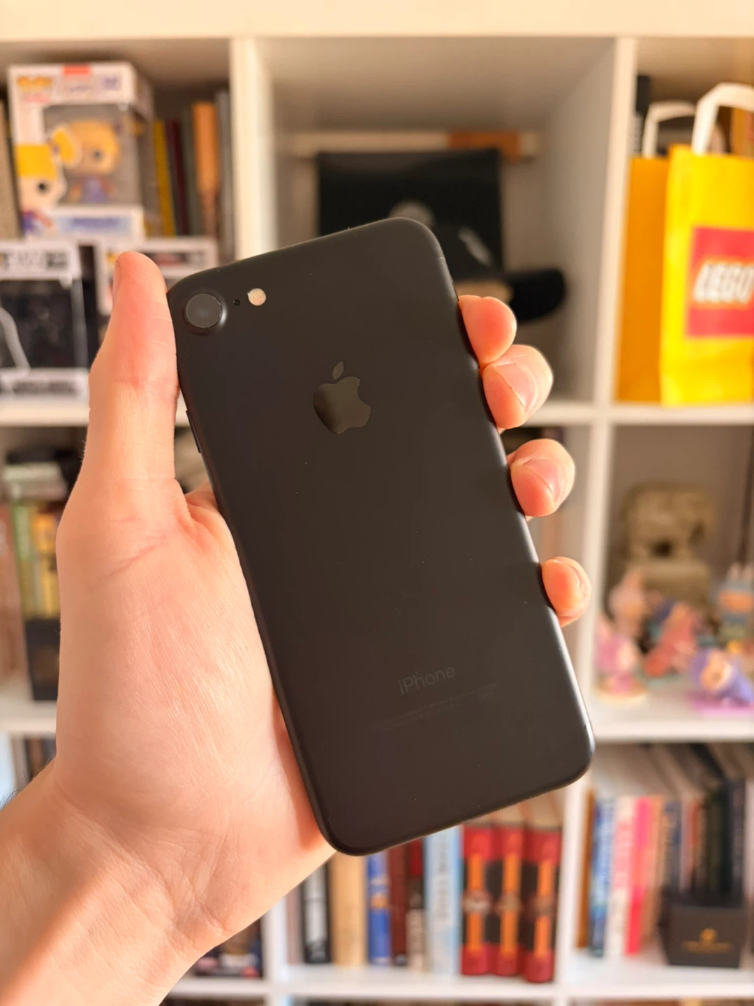 Apple iPhone 7 - Jet Black - 32Gb - AT&T - photo 2