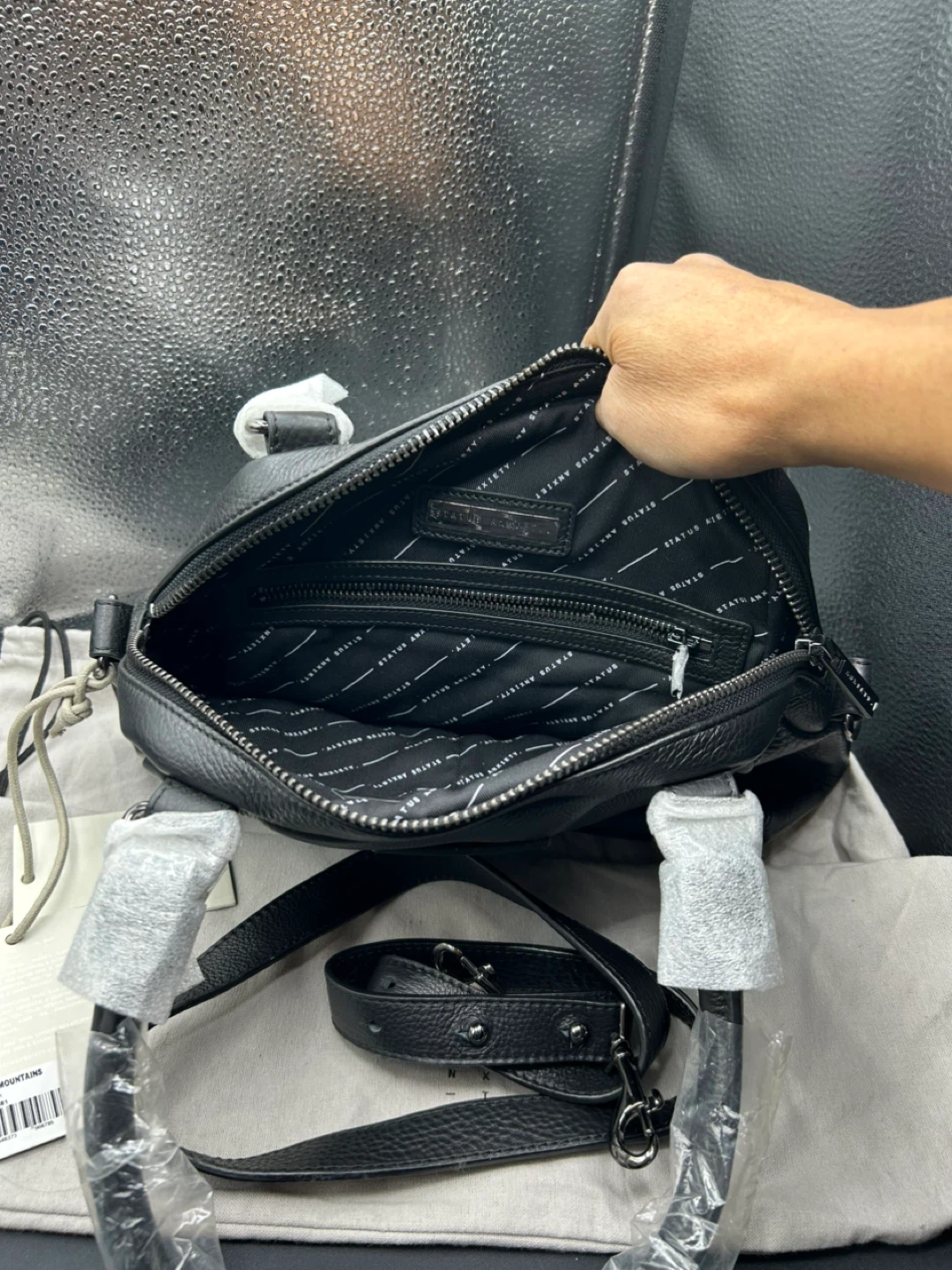 New Status Anxiety Last Mountains Black Bag - photo 2