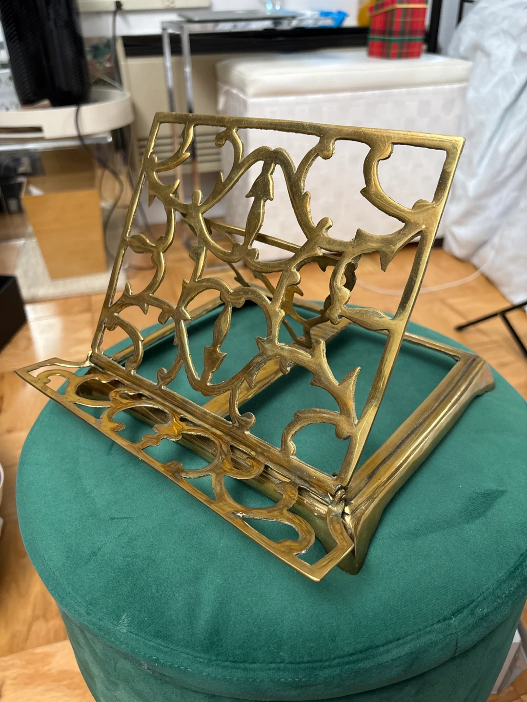 Vintage brass book stand - photo 3