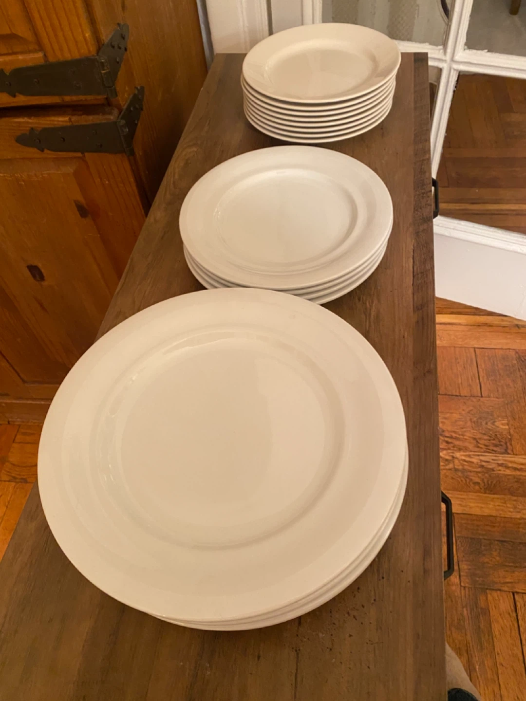 Pottery Barn Bistro White Dinner Plates - photo 2
