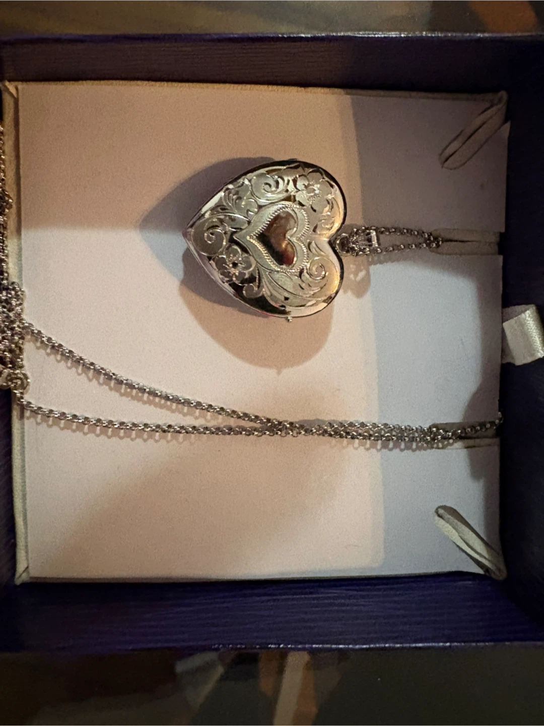 Heart Locket Necklace with Box - photo 3