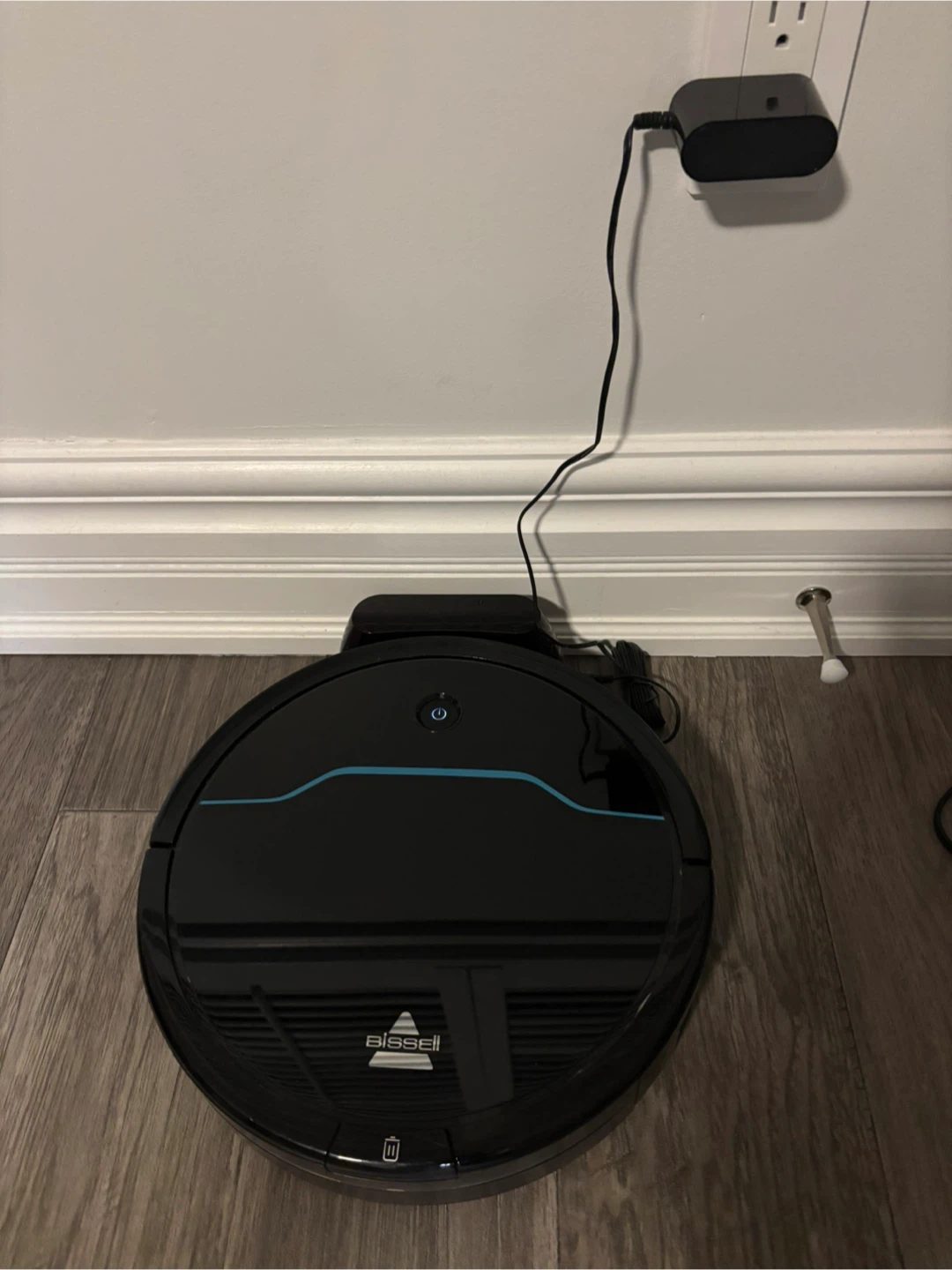 Bissell EV775 Connect Robot Vacuum - photo 2