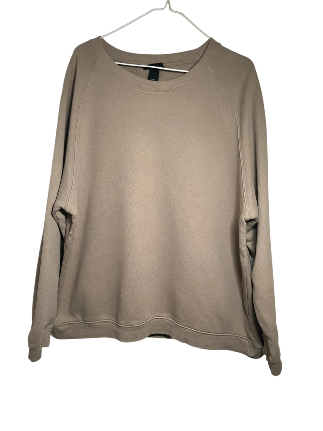 Wild Fable Beige Crewneck Sweatshirt