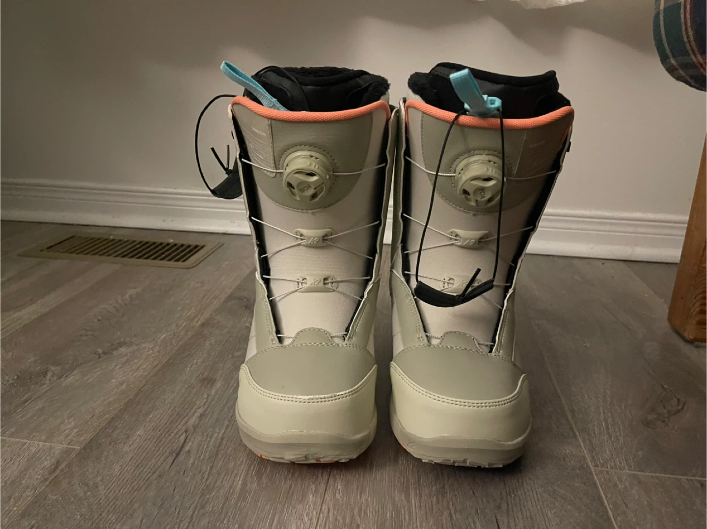 K2 Haven Snowboard Boots - Size W8 - photo 2