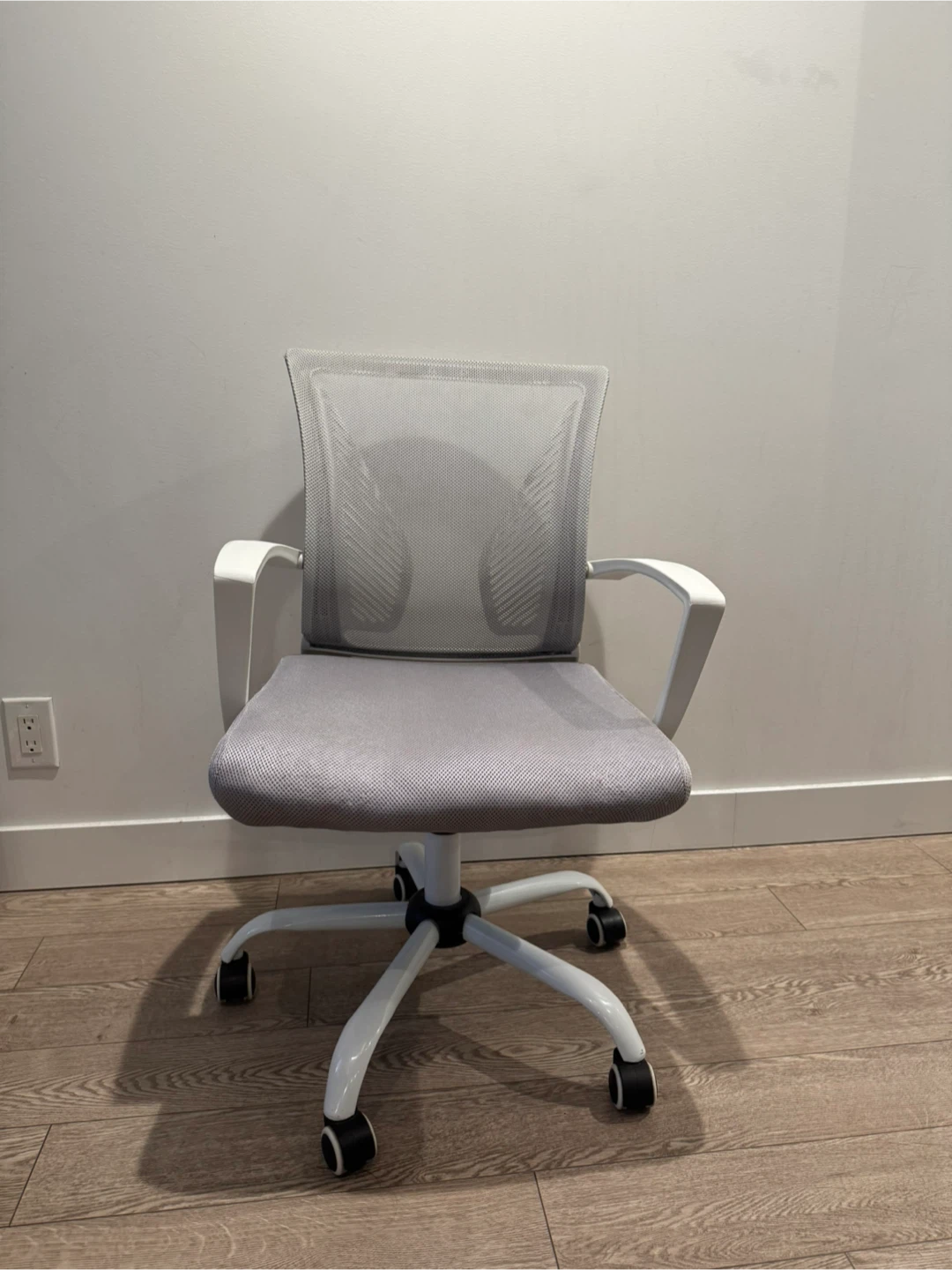 Grey Mesh Office Chair