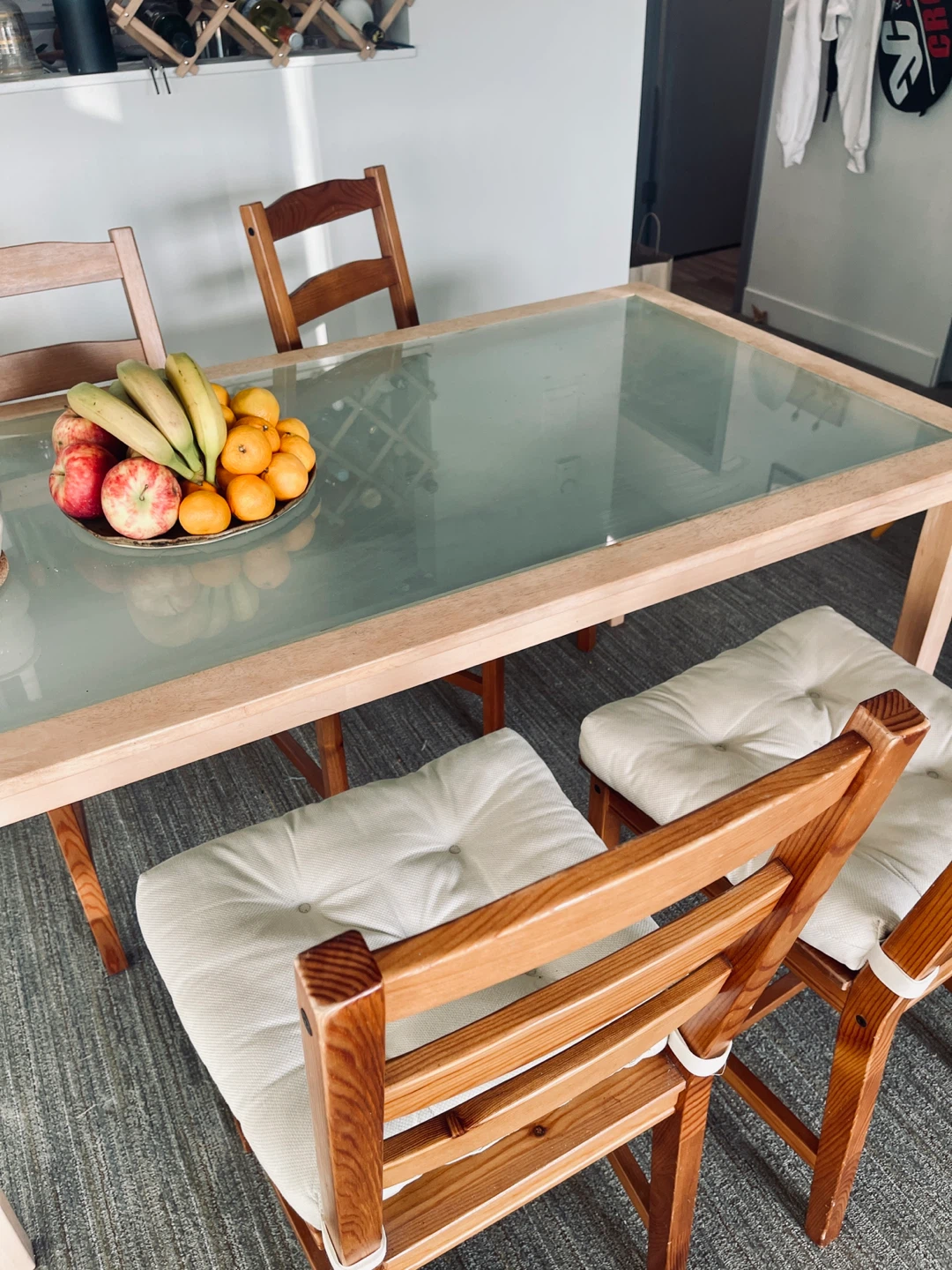 Glasstop Dining Wooden Table with 4 matching Cushioned Chairs - photo 3