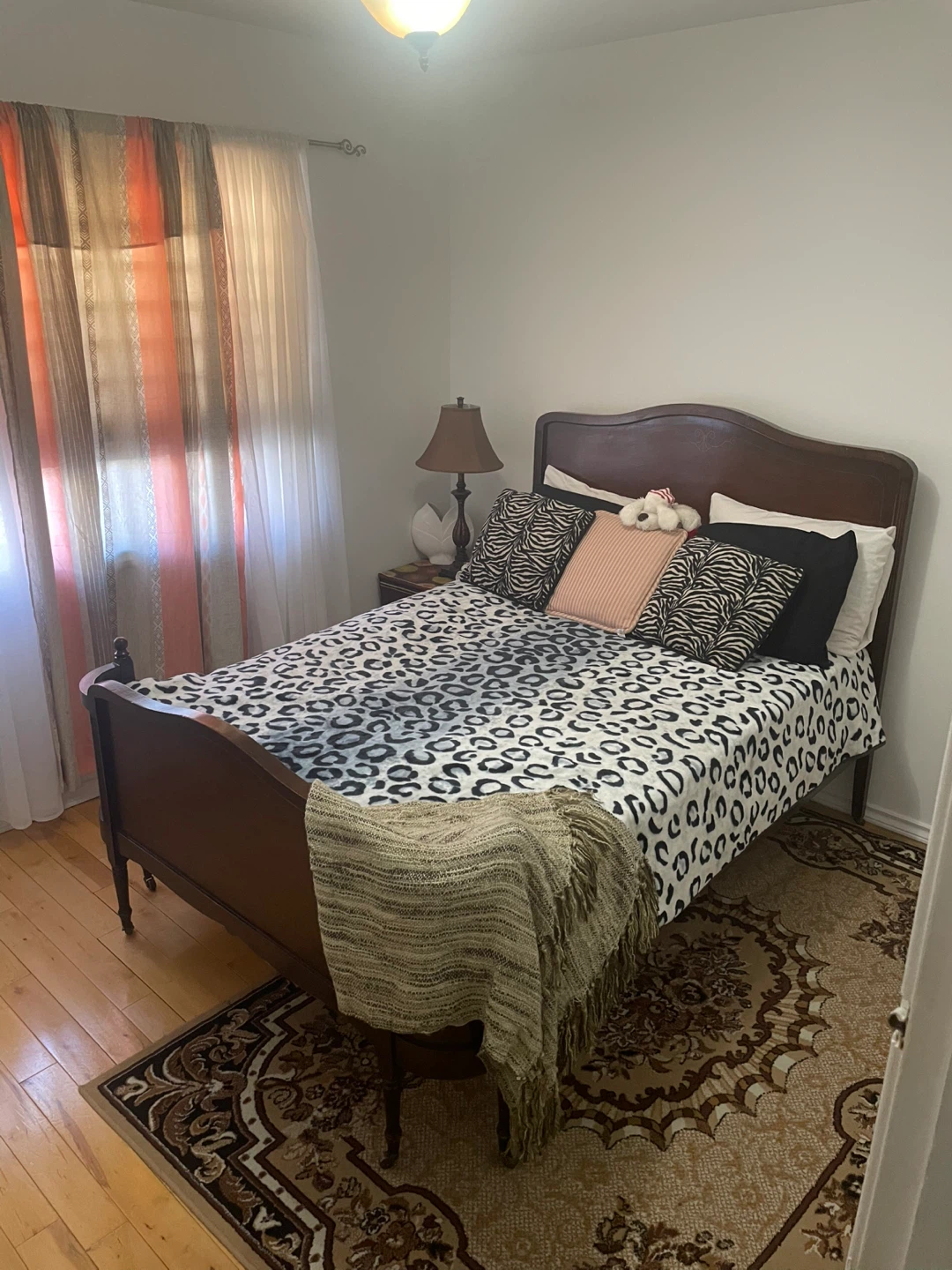 Bedroom for rent