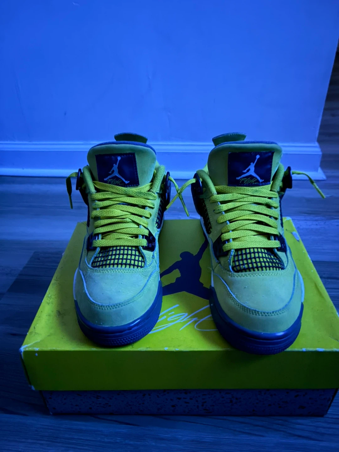 Jordan Air 4 Retro Lightning & Thunder Size 6 - photo 5