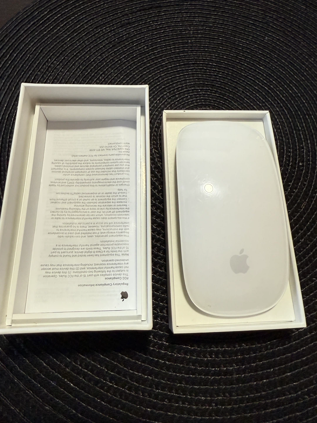 Apple Magic Mouse - model 1657 - photo 2