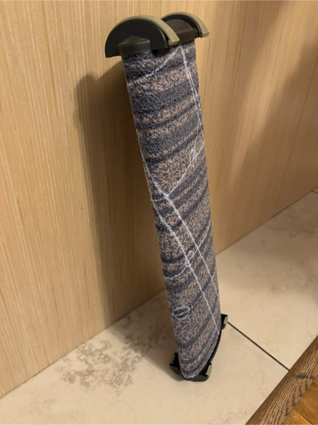 Cat scratch post - photo 3