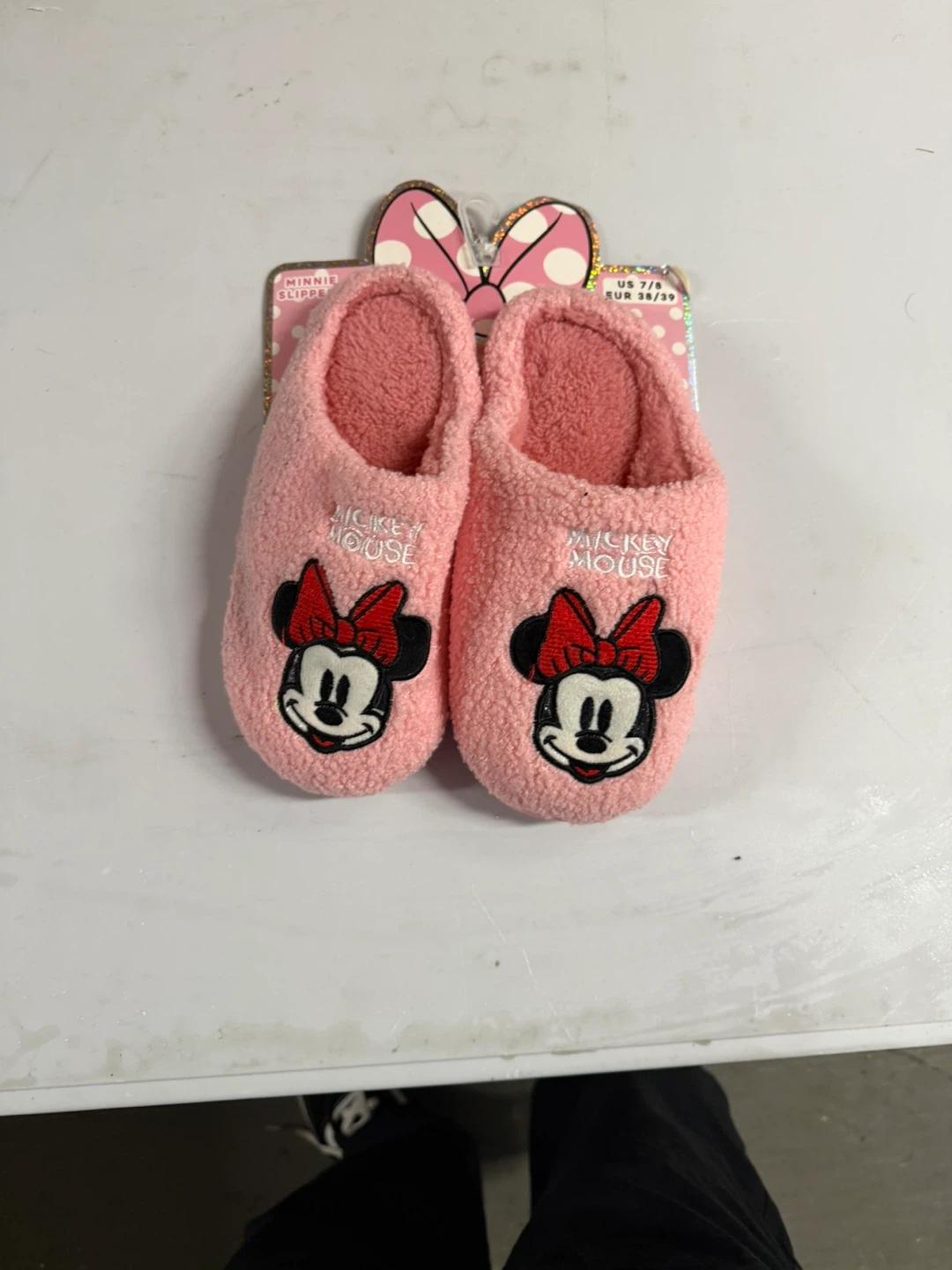 Minnie Mouse Slippers US 7/8 EUR 38/39