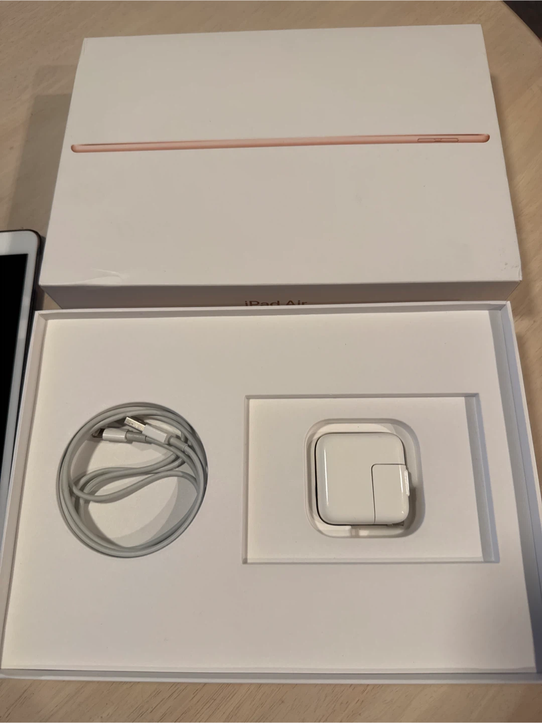 Apple iPad Air 3rd Gen Gold with Box - photo 5