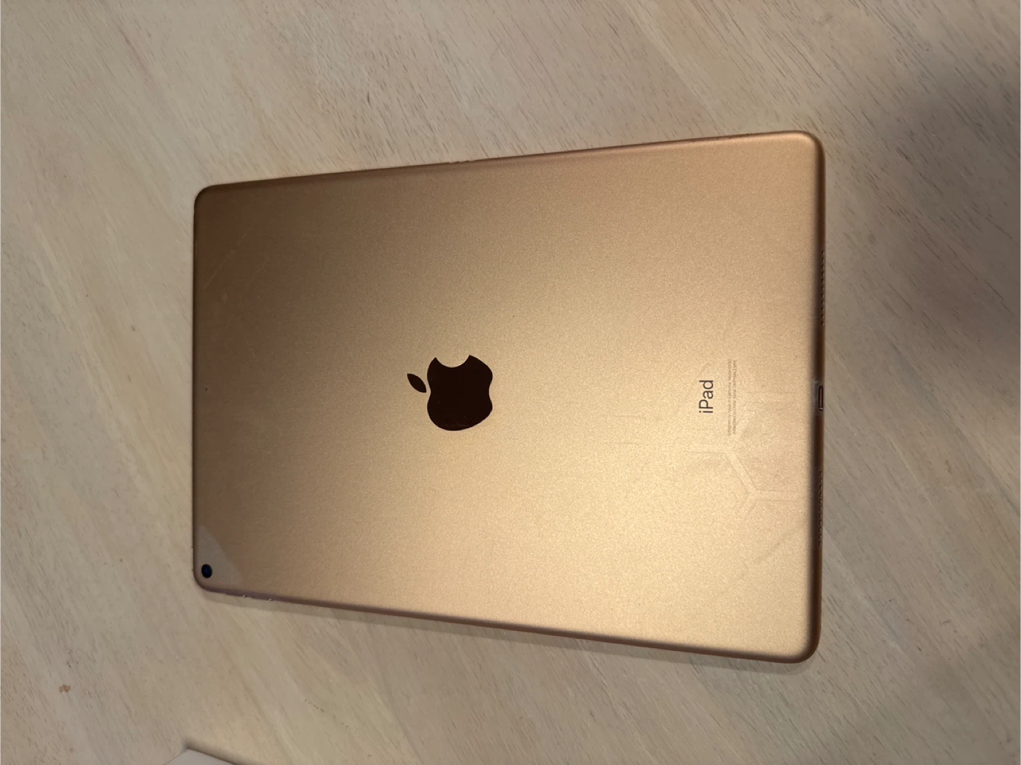Apple iPad Air 3rd Gen Gold with Box - photo 2