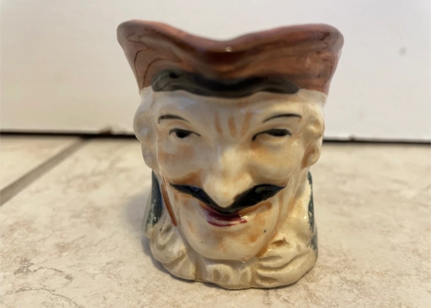 Antique Set Of 3 English Toby Mugs - photo 4
