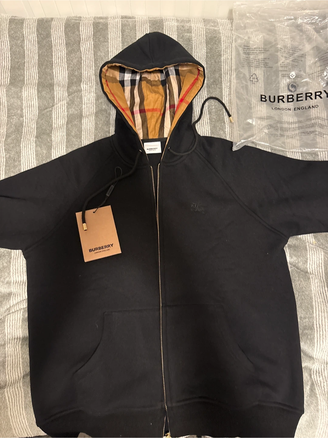 Burberry Black Zip Up Hoodie - XL - New with Tags! - photo 3