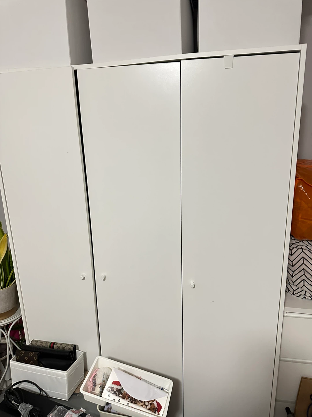 White Wardrobe - photo 4