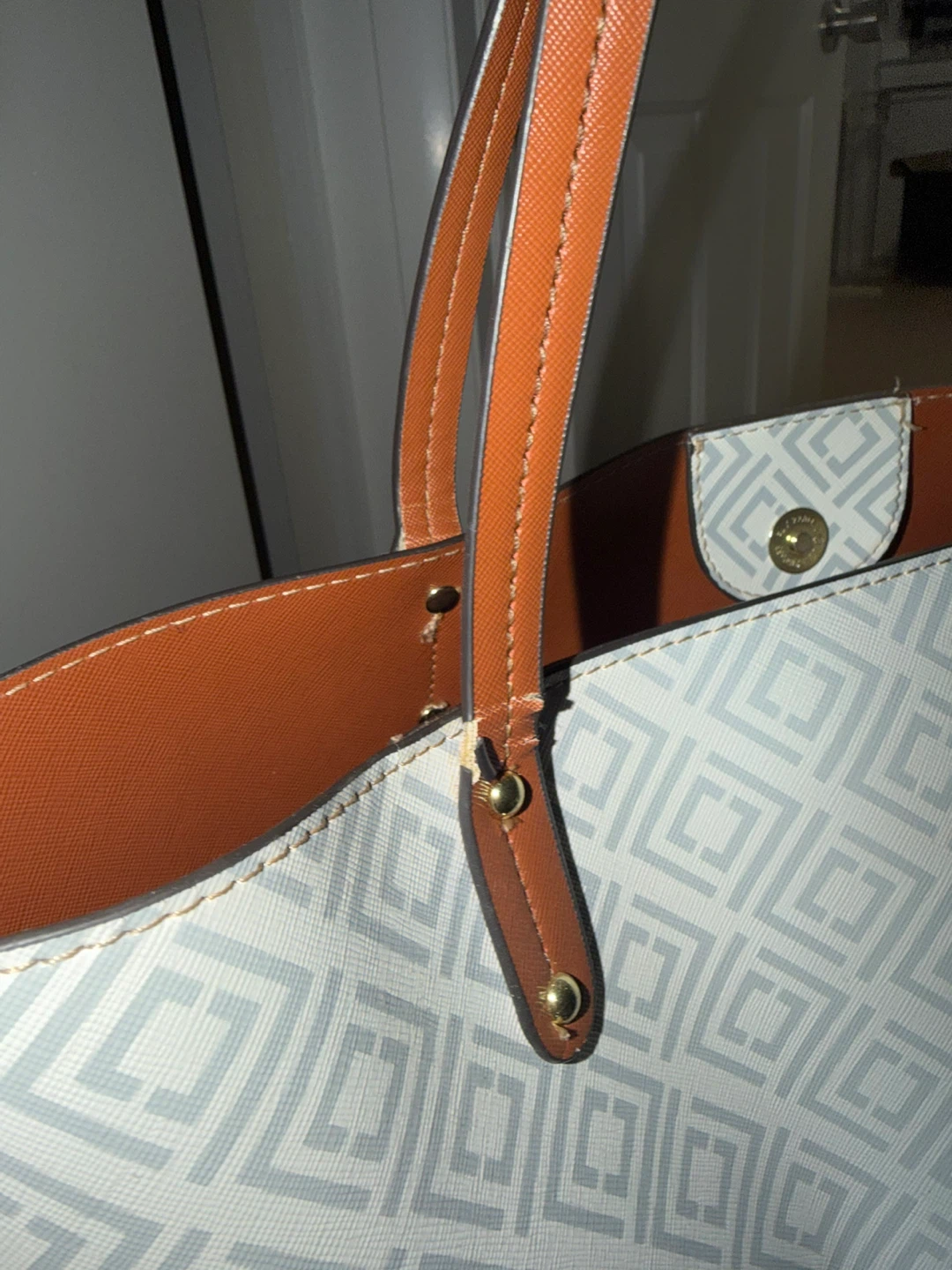 Liz Claiborne Tote Bag - photo 3
