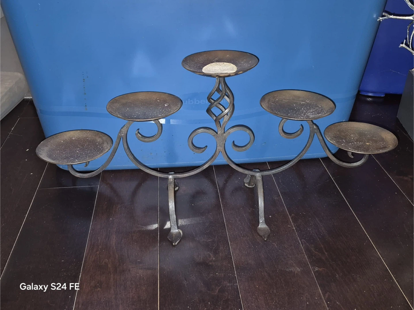 Iron 5 Candle Holder