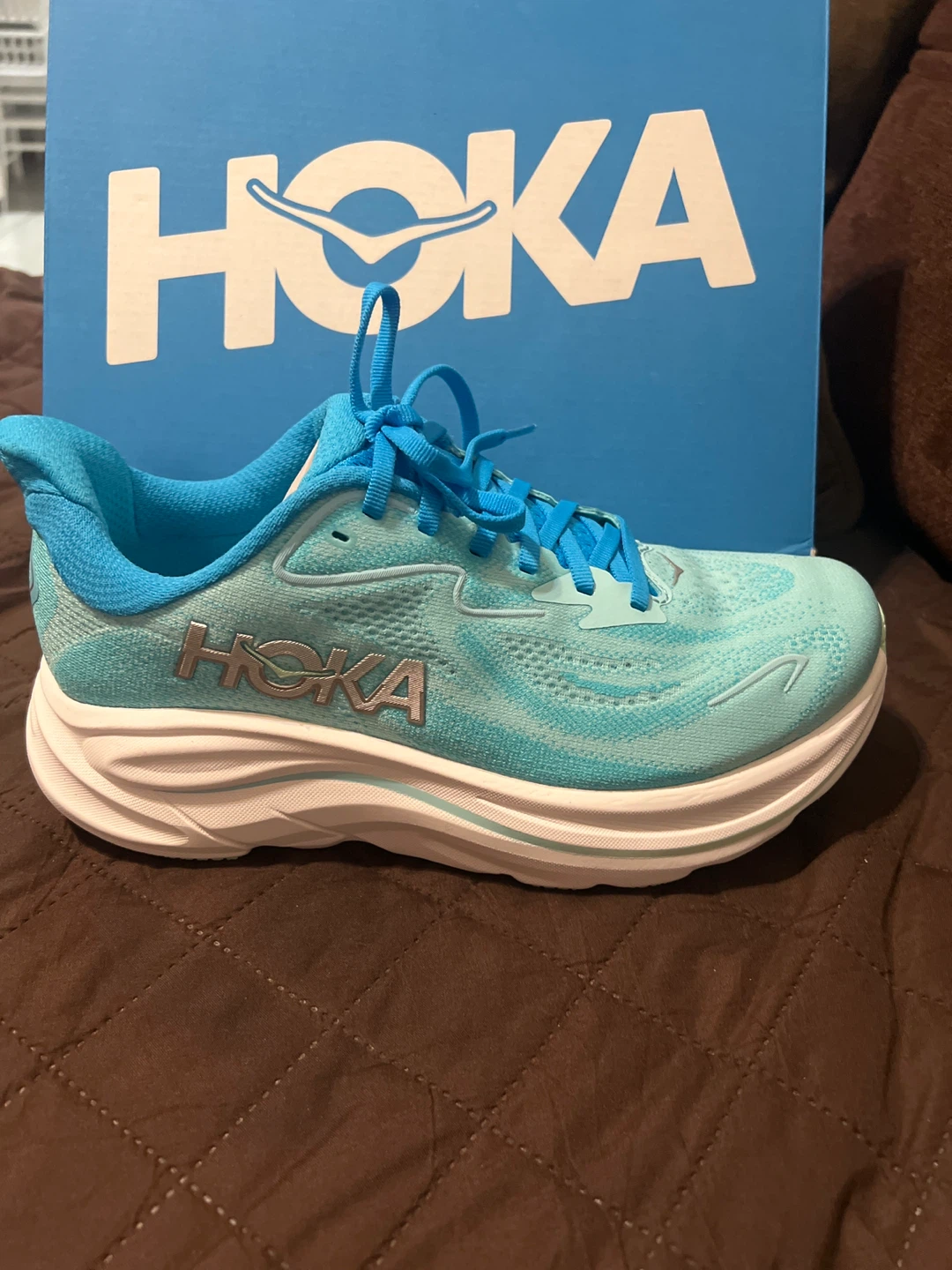 Hoka Clifton 10 X-Wide, Women's Size 8