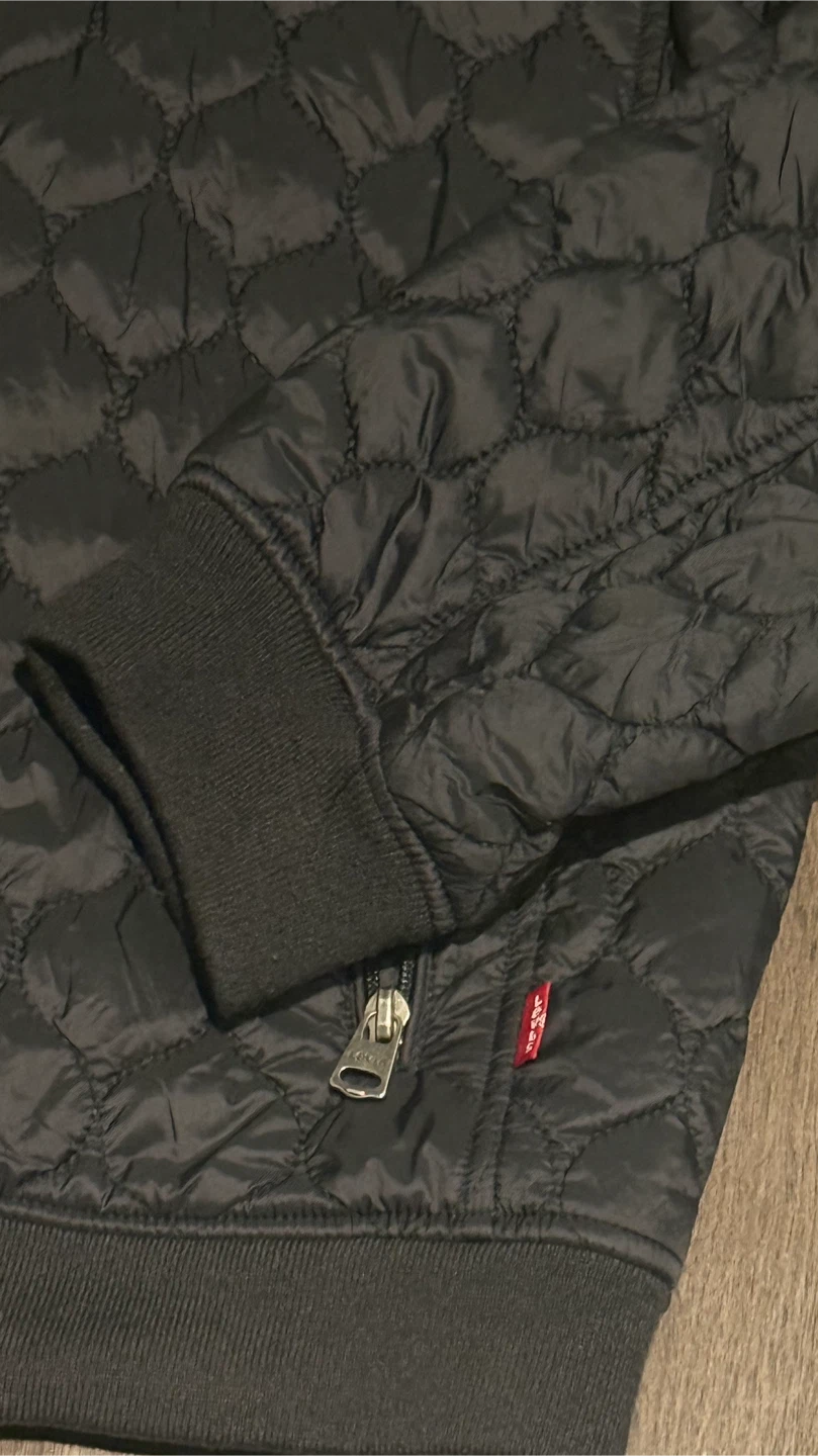 Levi's Quilted Bomber Jacket - photo 2