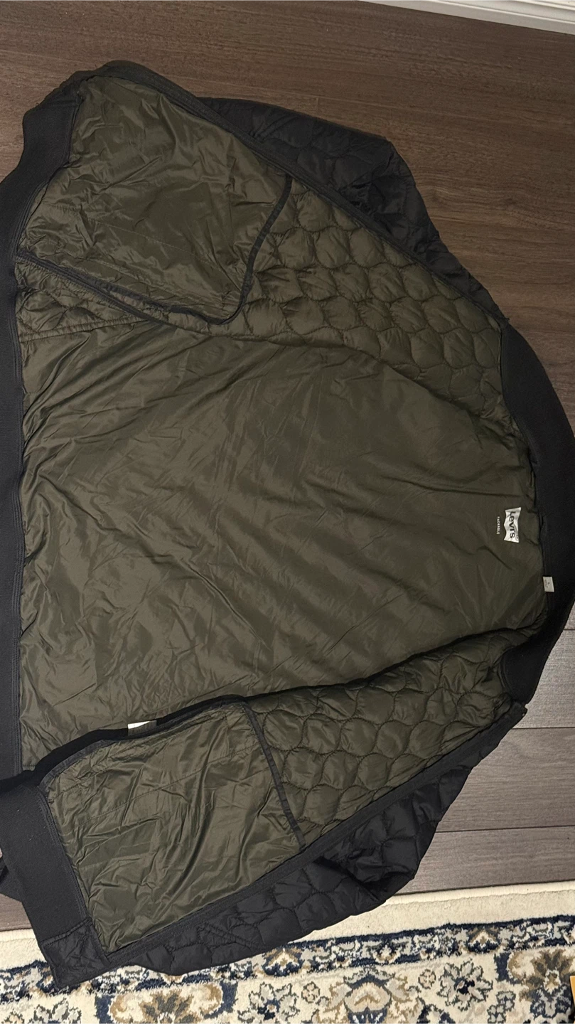 Levi's Quilted Bomber Jacket - photo 4