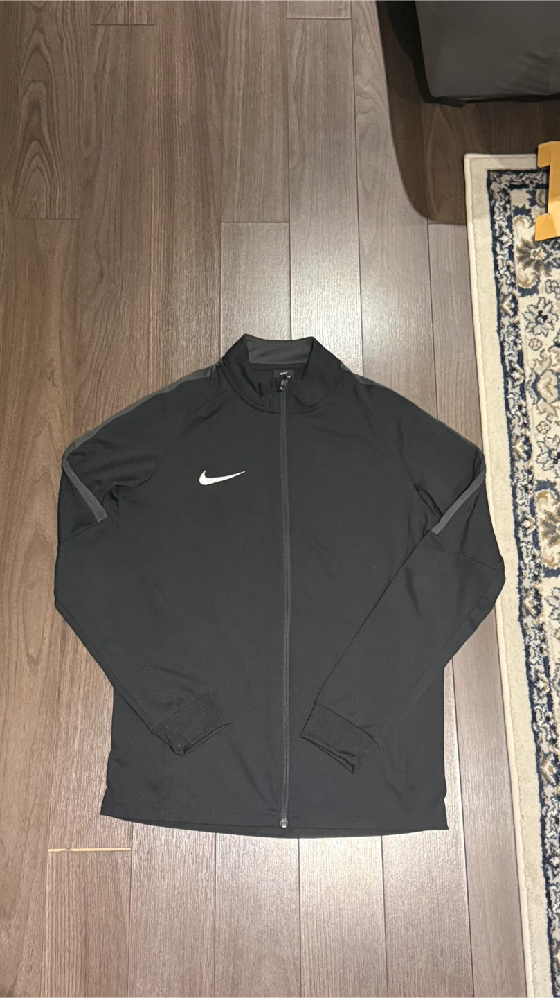 Nike Dri-FIT Jacket - Size M - photo 3