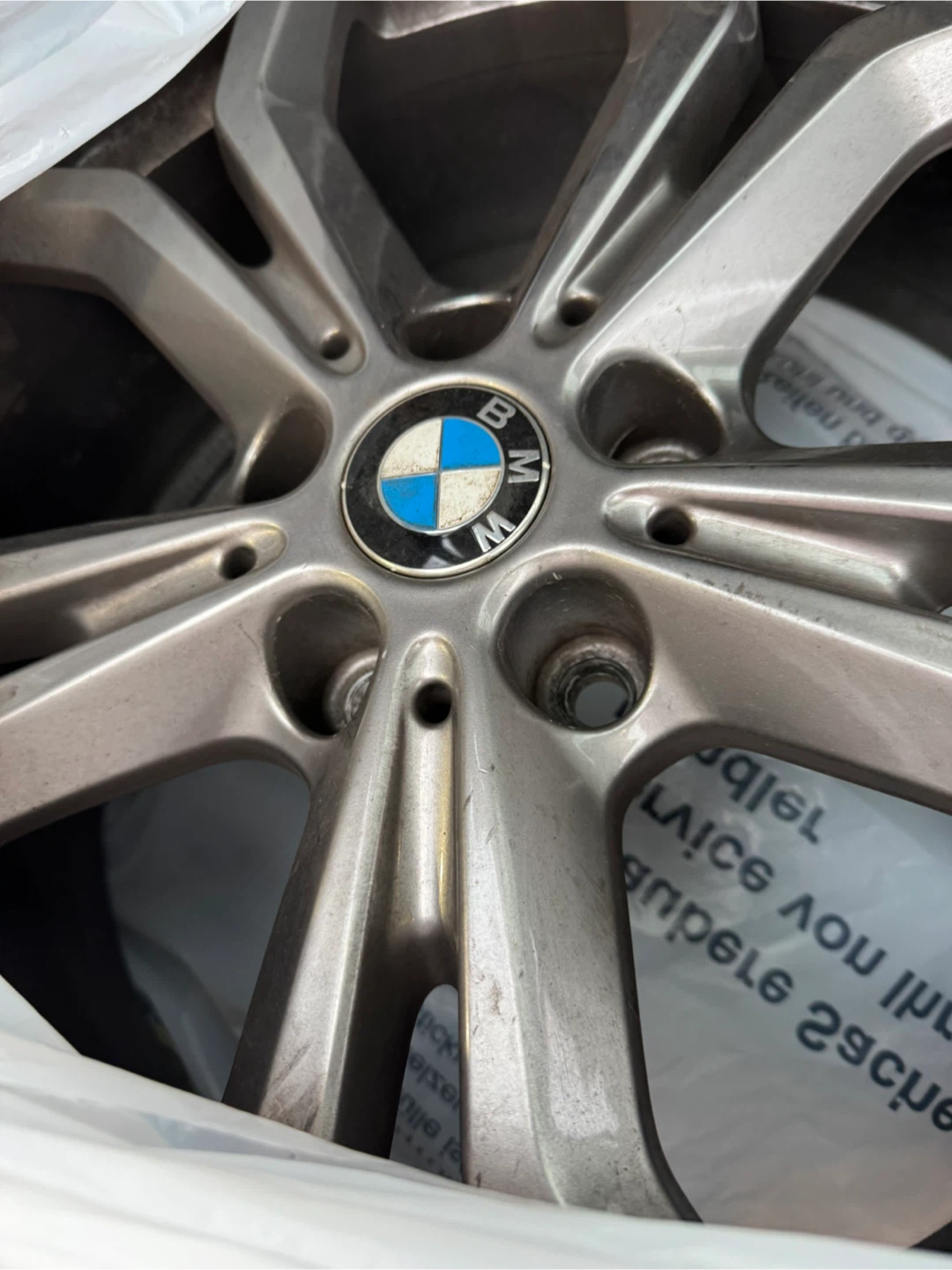 4 set of BMW 245/50 R19 105V M+S Tire & Rim