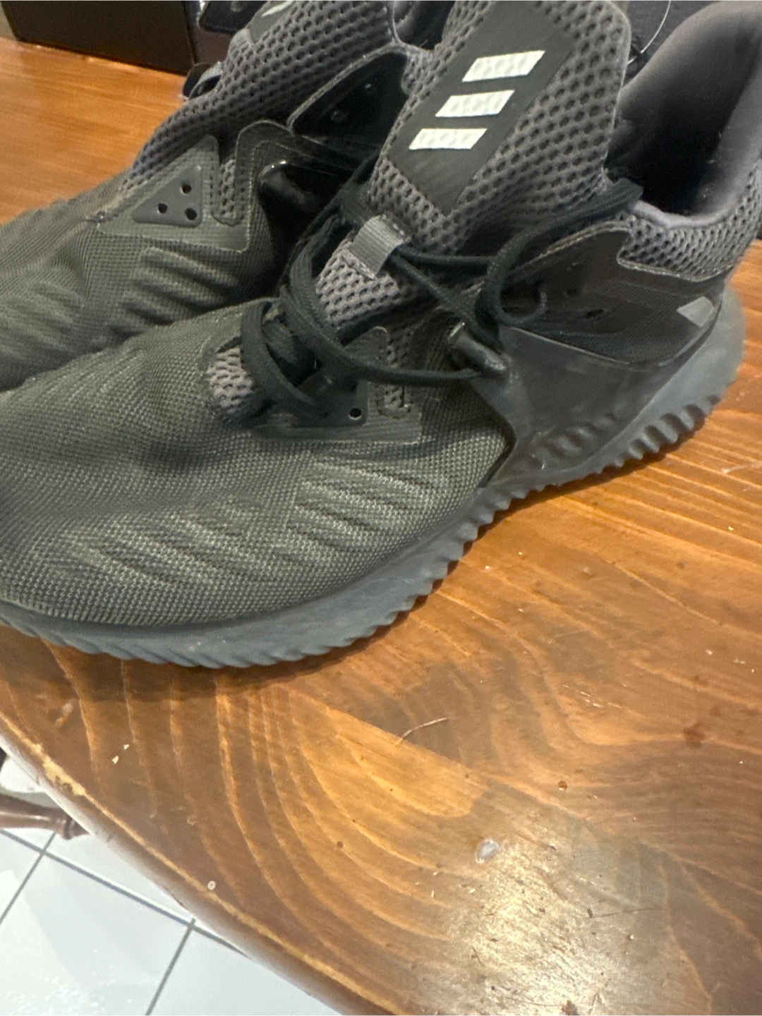 Adidas Alpha Bounce Basketball Shoes - Size 8